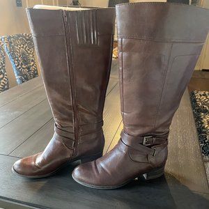 Unisa brown wide calf boots size 7